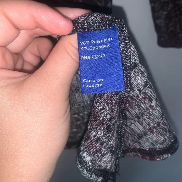 Apt 9 brand dress shirt. Barely used. - Picture 5 of 5